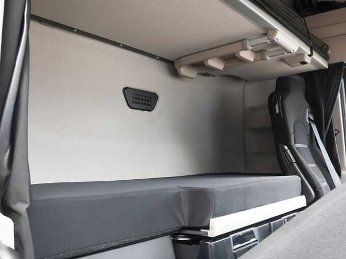Iveco S-Way AS440S50T/P  Sattelzugmaschine