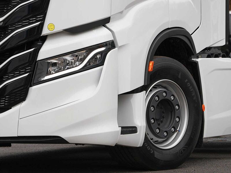 Iveco S-Way AS440S50T/P Sattelzugmaschine