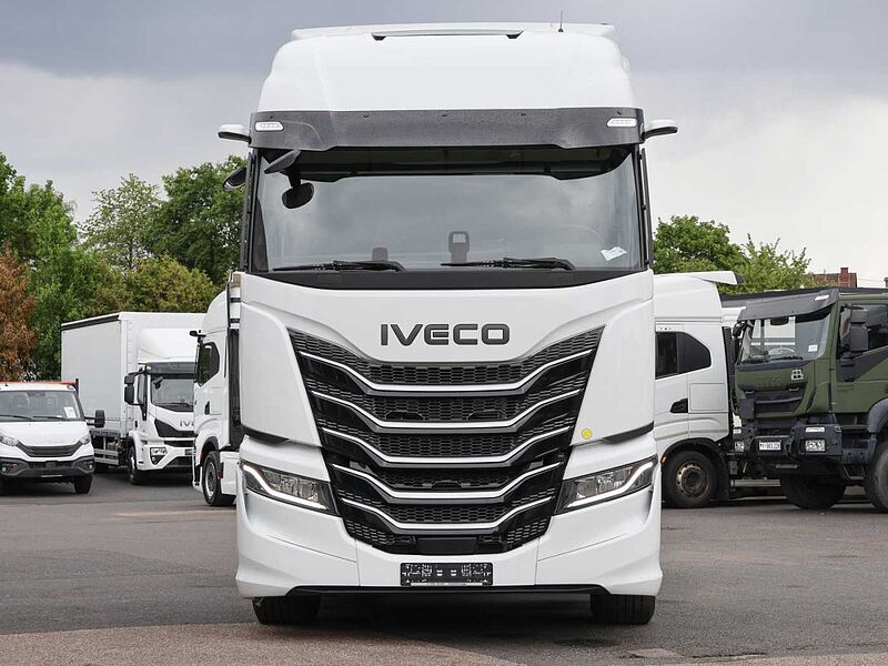 Iveco S-Way AS440S50T/P Sattelzugmaschine